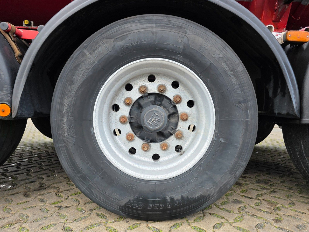 Tanker semi-trailer Feldbinder TSA 38.3 / Alu / ADR AT, FL / Lift / VOGELSANG: picture 27 Tanker semi-trailer Feldbinder TSA 38.3 / Alu / ADR AT, FL / Lift / VOGELSANG: picture 27