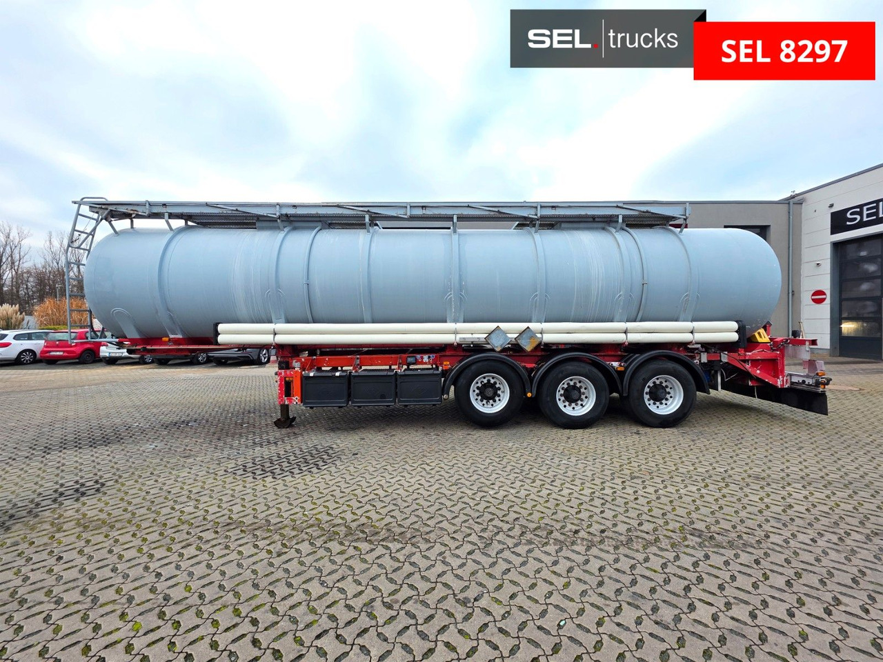 Tanker semi-trailer Feldbinder TSA 38.3 / Alu / ADR AT, FL / Lift / VOGELSANG: picture 8 Tanker semi-trailer Feldbinder TSA 38.3 / Alu / ADR AT, FL / Lift / VOGELSANG: picture 8
