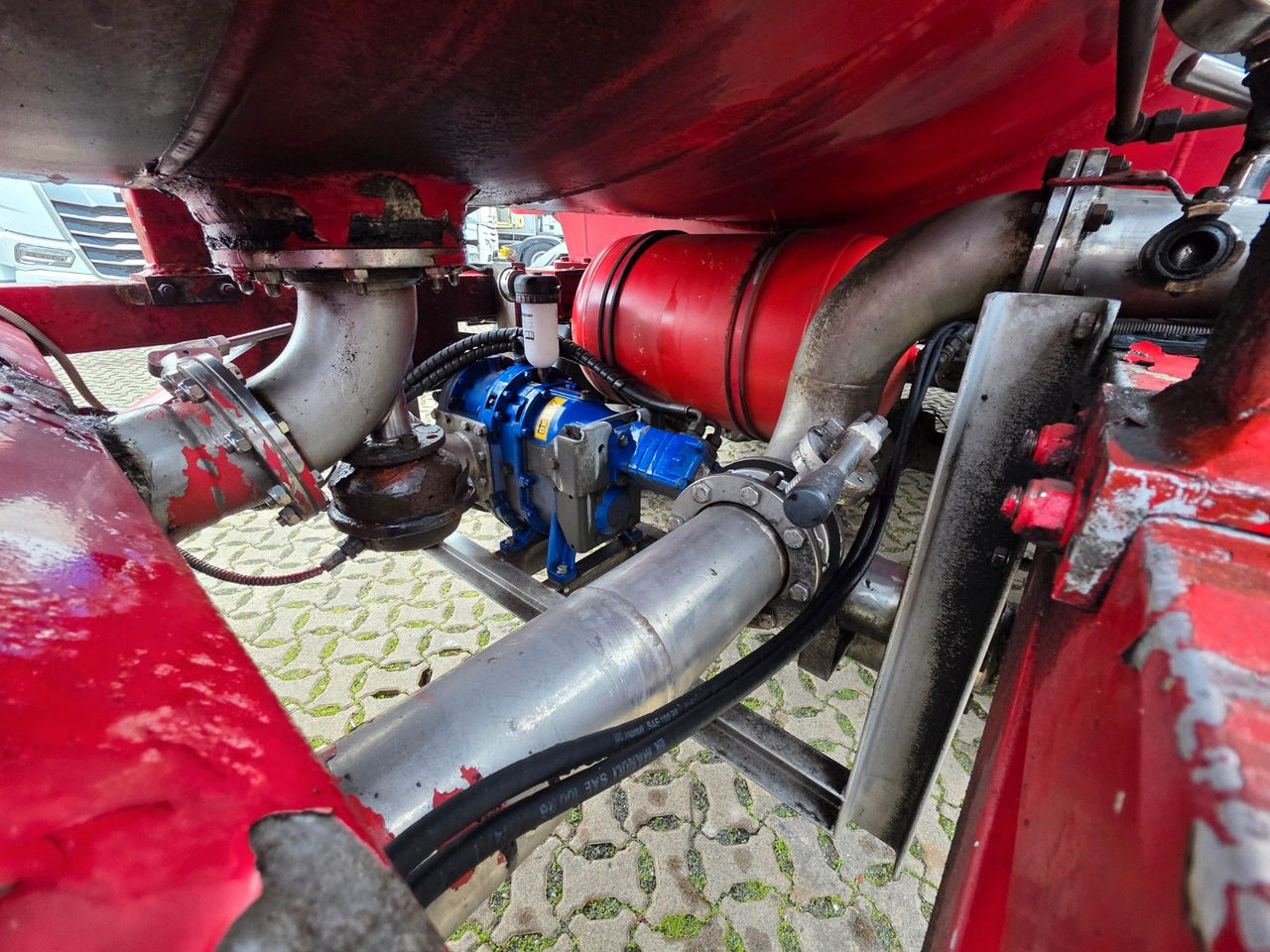 Tanker semi-trailer Feldbinder TSA 38.3 / Alu / ADR AT, FL / Lift / VOGELSANG: picture 15 Tanker semi-trailer Feldbinder TSA 38.3 / Alu / ADR AT, FL / Lift / VOGELSANG: picture 15