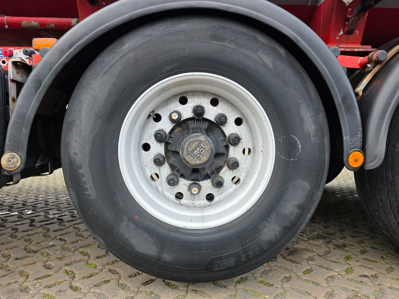 Tanker semi-trailer Feldbinder TSA 38.3 / Alu / ADR AT, FL / Lift / VOGELSANG: picture 25 Tanker semi-trailer Feldbinder TSA 38.3 / Alu / ADR AT, FL / Lift / VOGELSANG: picture 25