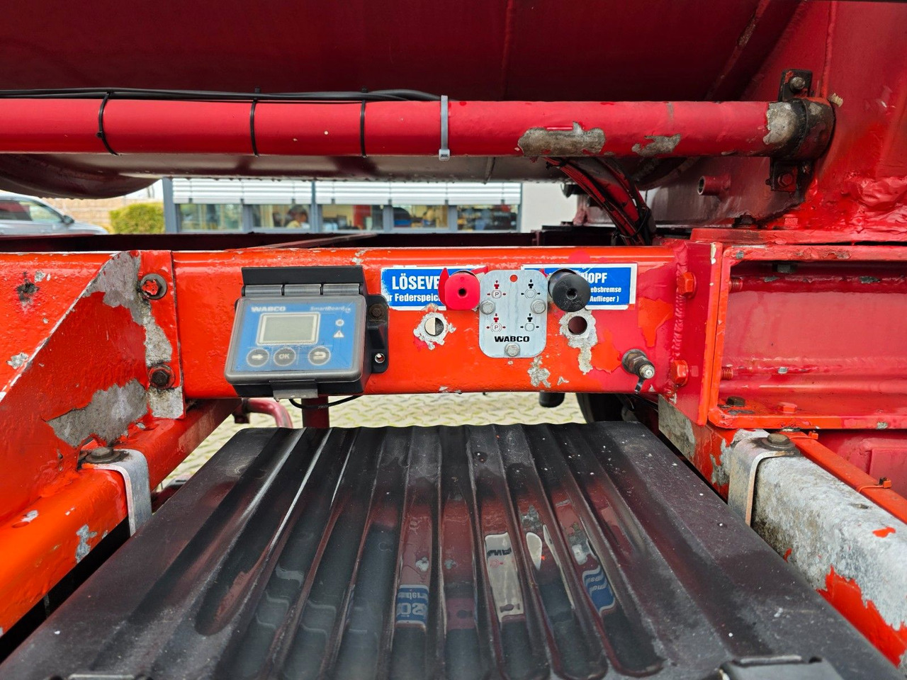 Tanker semi-trailer Feldbinder TSA 38.3 / Alu / ADR AT, FL / Lift / VOGELSANG: picture 11 Tanker semi-trailer Feldbinder TSA 38.3 / Alu / ADR AT, FL / Lift / VOGELSANG: picture 11