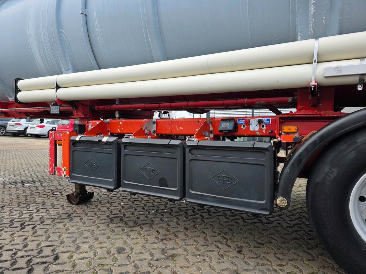 Tanker semi-trailer Feldbinder TSA 38.3 / Alu / ADR AT, FL / Lift / VOGELSANG: picture 10 Tanker semi-trailer Feldbinder TSA 38.3 / Alu / ADR AT, FL / Lift / VOGELSANG: picture 10