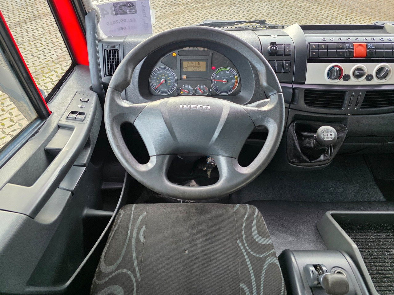 Container transporter/ Swap body truck Iveco Eurocargo 120E22 / Bootstransport: picture 34 Container transporter/ Swap body truck Iveco Eurocargo 120E22 / Bootstransport: picture 34