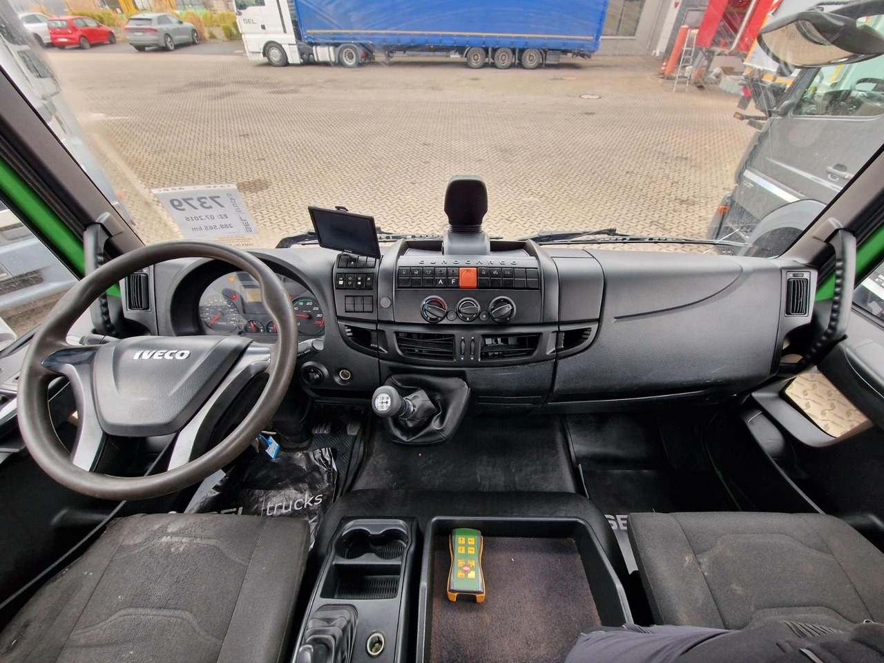 Tipper Iveco Eurocargo 140-250: picture 20