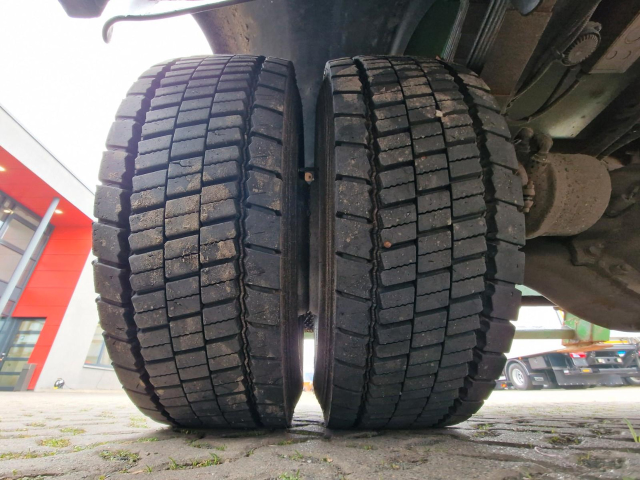 Tipper Iveco Eurocargo 140-250: picture 30