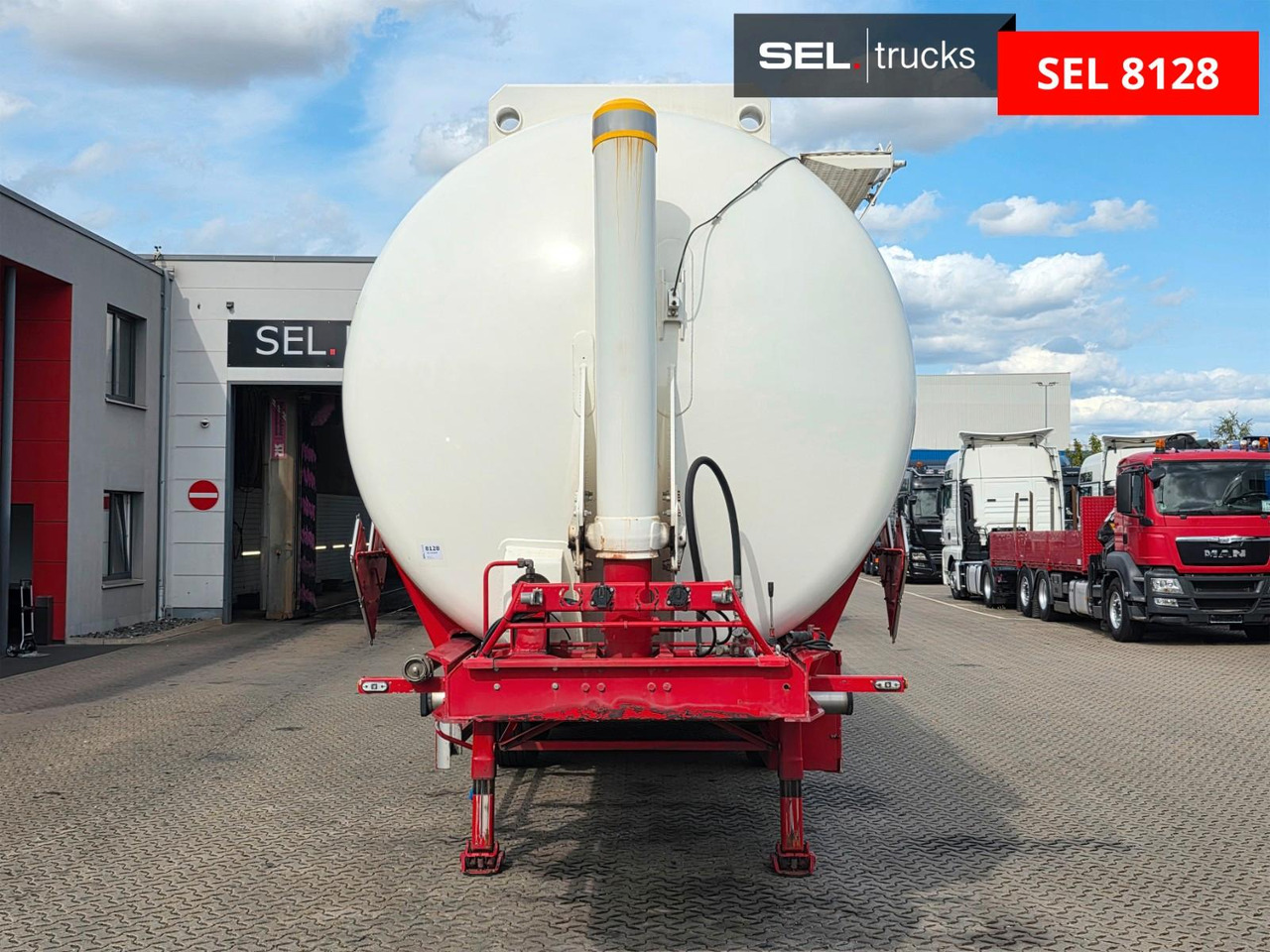 Kässbohrer XS / Kippsilo / 60 m3 / ADR AT - Silo semi-trailer: picture 2 Kässbohrer XS / Kippsilo / 60 m3 / ADR AT - Silo semi-trailer: picture 2