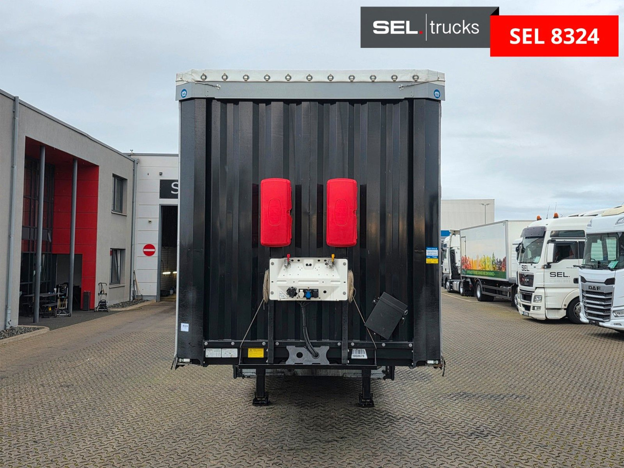 Krone SD / EDSCHA / ADR Typ EX/II / Liftachse - Curtainsider semi-trailer: picture 2 Krone SD / EDSCHA / ADR Typ EX/II / Liftachse - Curtainsider semi-trailer: picture 2