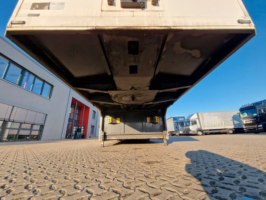 Closed box semi-trailer Langendorf SDT / Doppelstock: picture 9