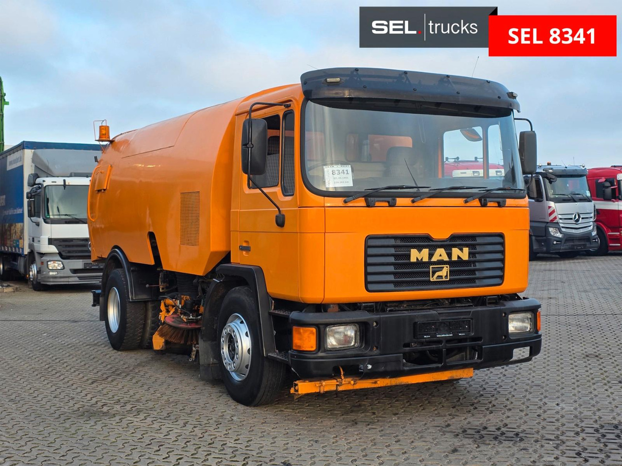 MAN Strassenreiniger - Road sweeper: picture 3 MAN Strassenreiniger - Road sweeper: picture 3