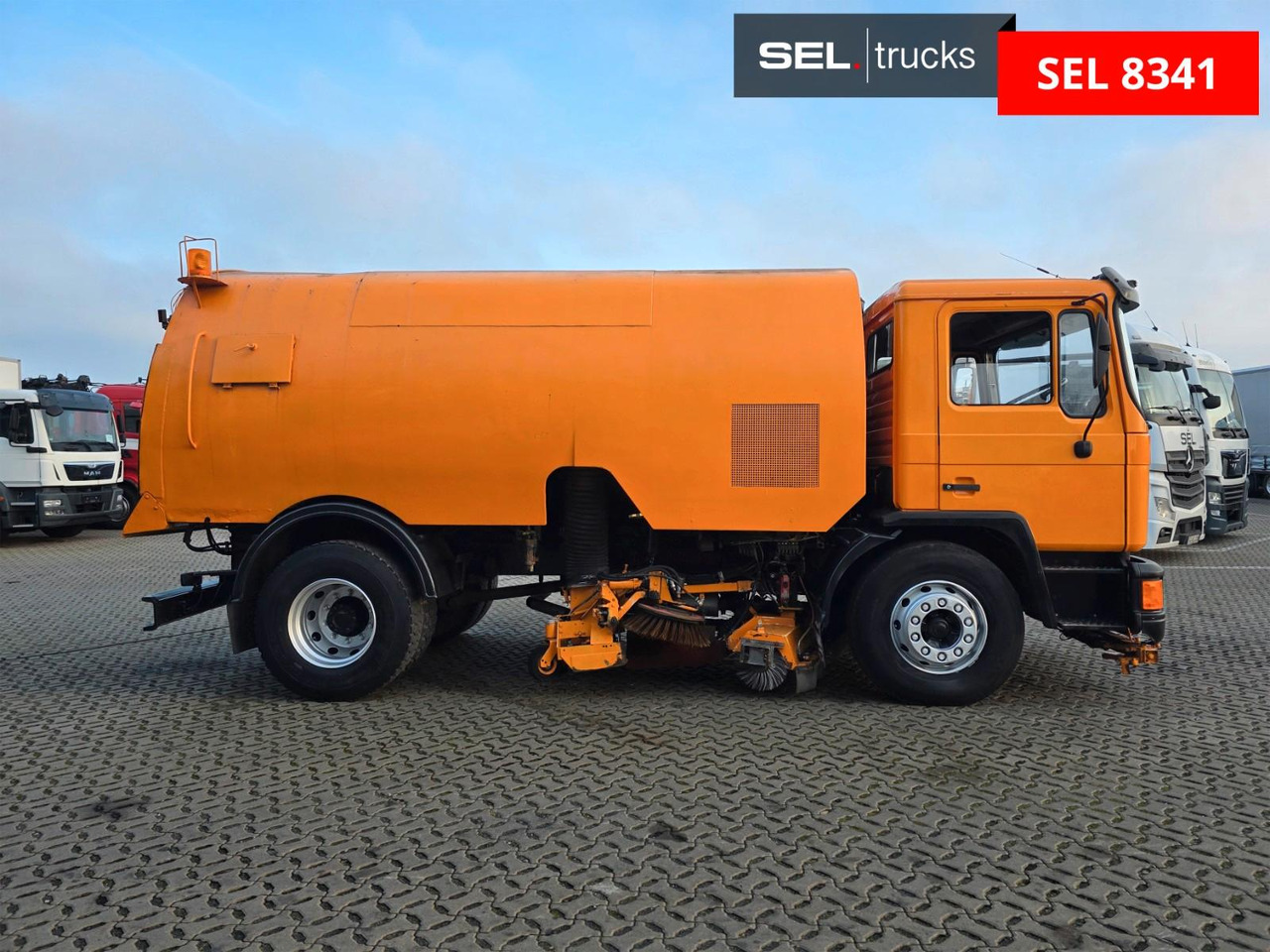 MAN Strassenreiniger - Road sweeper: picture 4 MAN Strassenreiniger - Road sweeper: picture 4