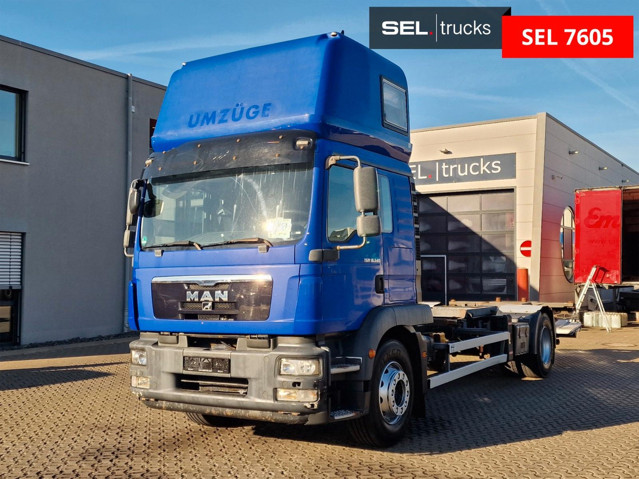 MAN TGM 18.340 4X2 LL / Ladebordwand / 3 Betten - Container transporter/ Swap body truck: picture 1 MAN TGM 18.340 4X2 LL / Ladebordwand / 3 Betten - Container transporter/ Swap body truck: picture 1