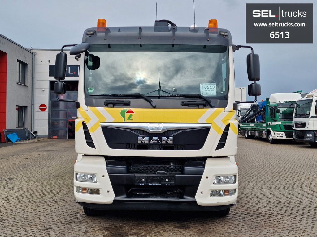 MAN TGM 18.340 / HIAB 111 ES-3DUO / Kipper - Tipper, Crane truck: picture 2 MAN TGM 18.340 / HIAB 111 ES-3DUO / Kipper - Tipper, Crane truck: picture 2