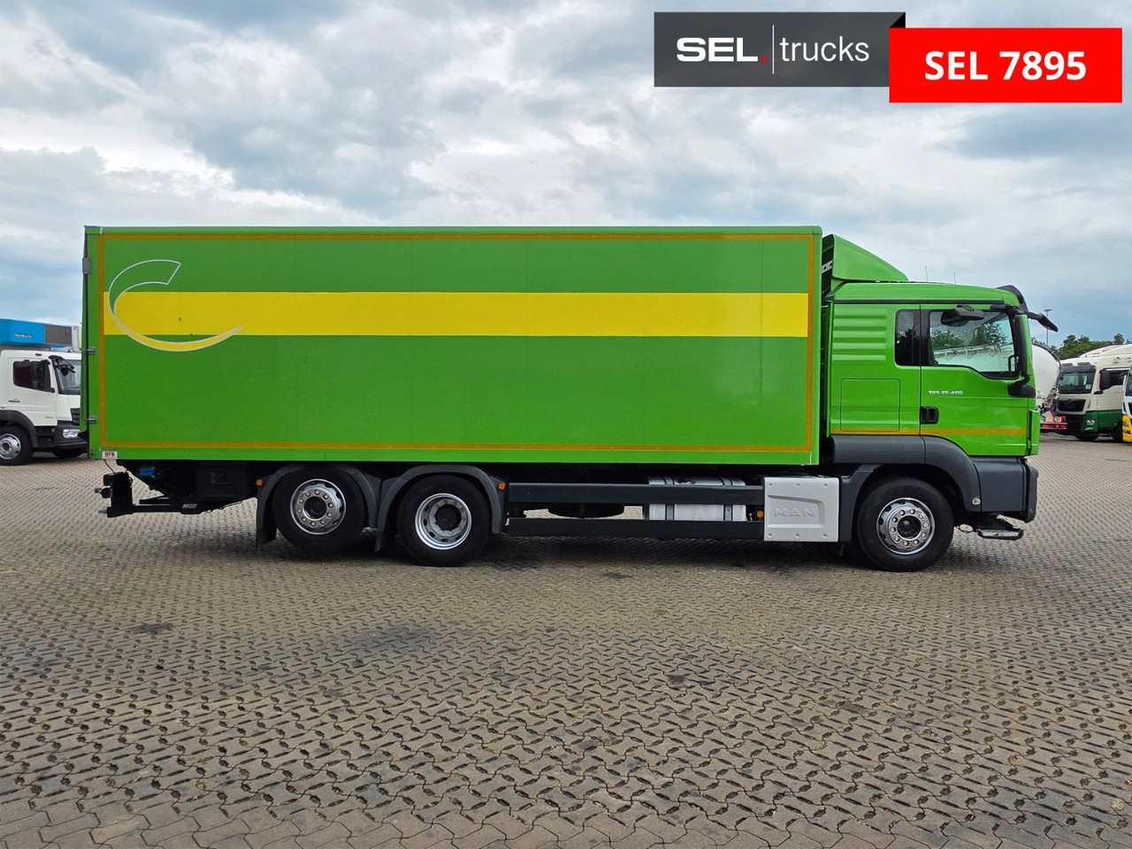 MAN TGS 26.400 6X2-4 LL / Ldbw / ADR AT / Lenkachse - Box truck: picture 4 MAN TGS 26.400 6X2-4 LL / Ldbw / ADR AT / Lenkachse - Box truck: picture 4