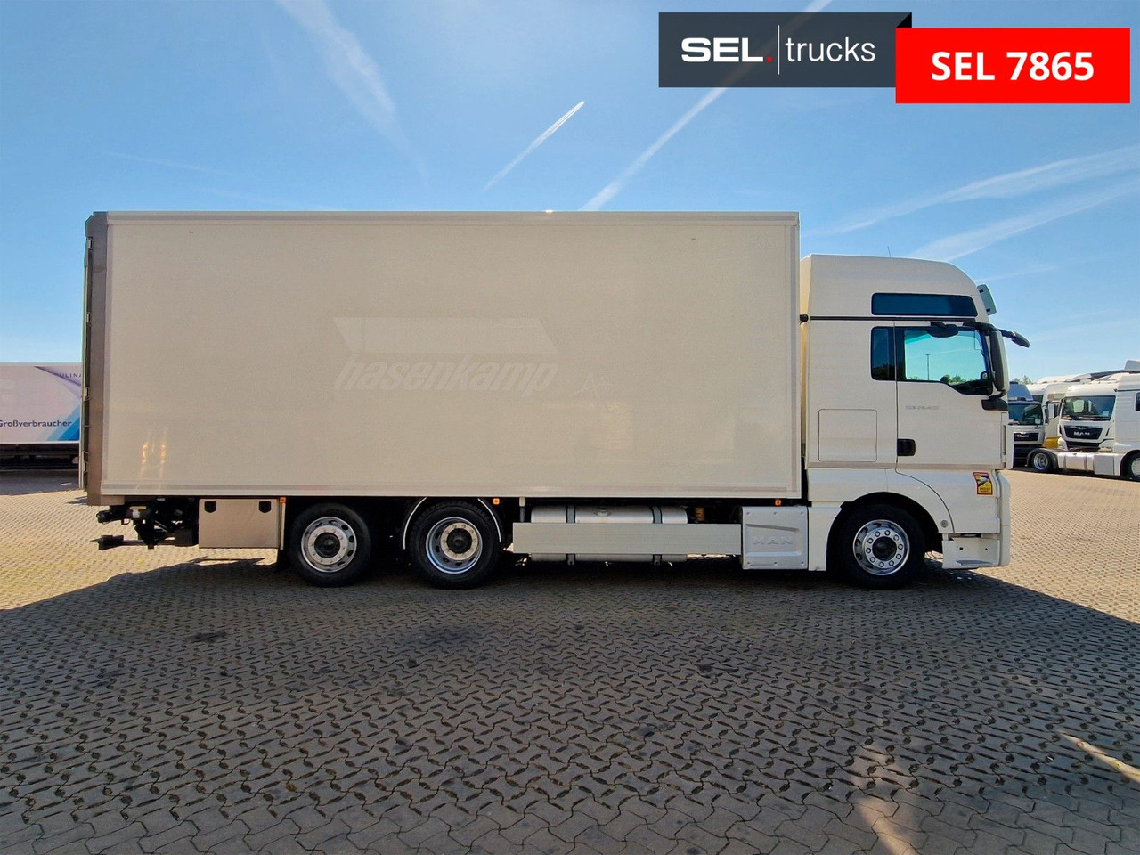 MAN TGX 24.400 6X2-2 LL-U / Intarder / Ldbw / Konvek - Box truck: picture 4 MAN TGX 24.400 6X2-2 LL-U / Intarder / Ldbw / Konvek - Box truck: picture 4
