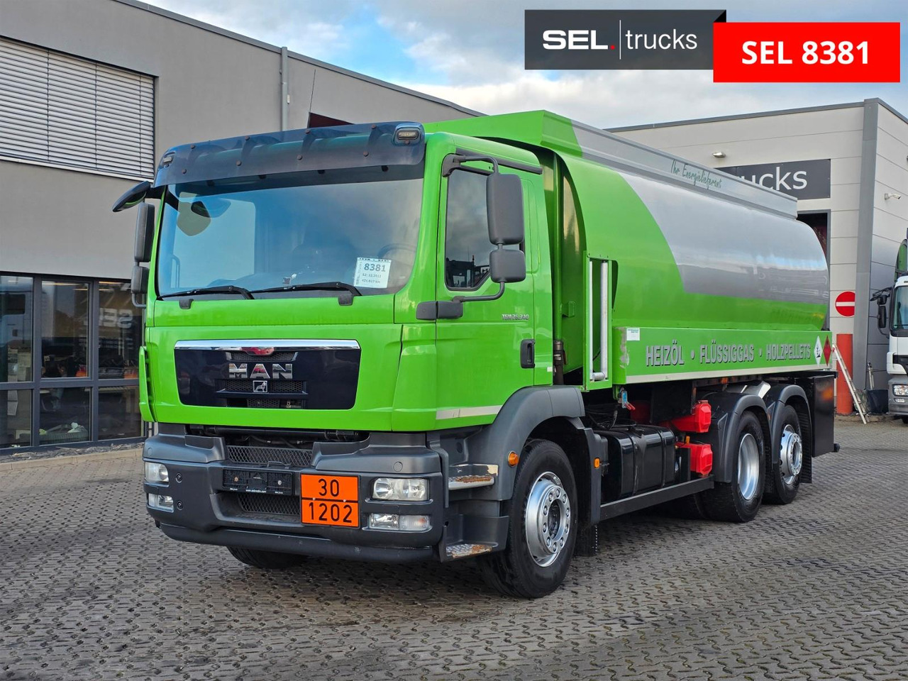 MAN TGX 26.340 6x2-4 BL - Tanker truck: picture 1 MAN TGX 26.340 6x2-4 BL - Tanker truck: picture 1