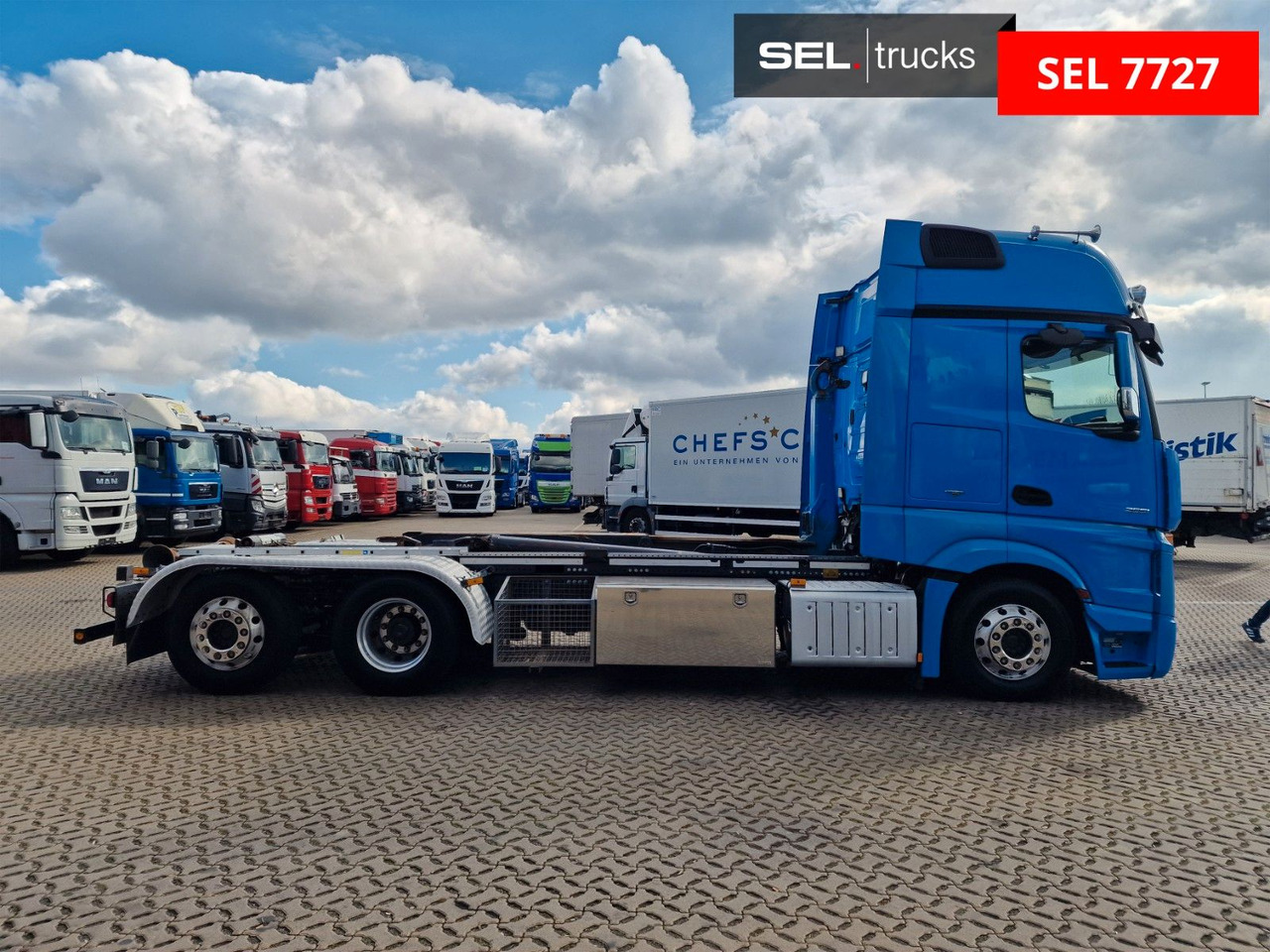 Mercedes-Benz Actros 2551 / Retarder / Standklima / Xenon - Hook lift truck: picture 4 Mercedes-Benz Actros 2551 / Retarder / Standklima / Xenon - Hook lift truck: picture 4