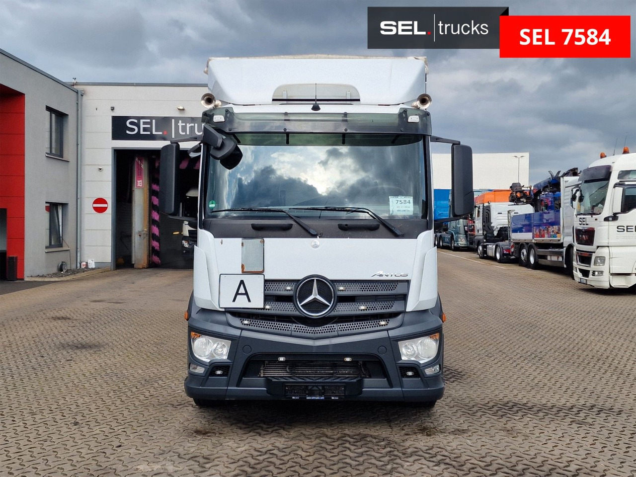 Mercedes-Benz Antos 1840 / Ladebordwand - Curtain side truck: picture 2 Mercedes-Benz Antos 1840 / Ladebordwand - Curtain side truck: picture 2