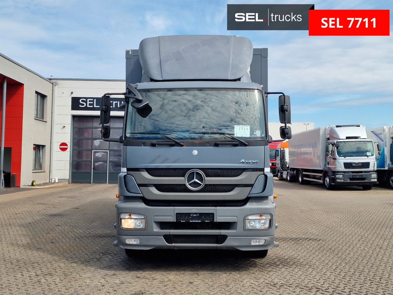 Mercedes-Benz Axor 1824L / Ldbw / Carrier Supra 950 Mt - Refrigerator truck: picture 2 Mercedes-Benz Axor 1824L / Ldbw / Carrier Supra 950 Mt - Refrigerator truck: picture 2