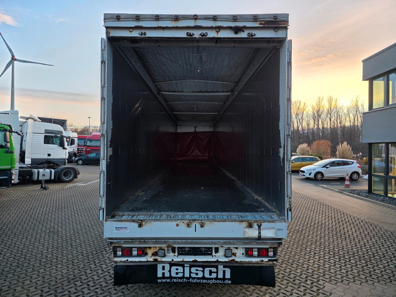 Walking floor semi-trailer Reisch R24 / Liftachse / Alu-Felgen / ELETRIK ROOF !!: picture 9