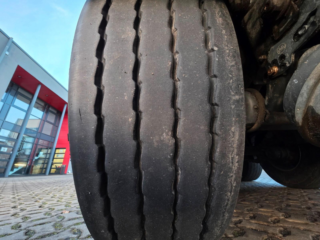 Walking floor semi-trailer Reisch R24 / Liftachse / Alu-Felgen / ELETRIK ROOF !!: picture 40