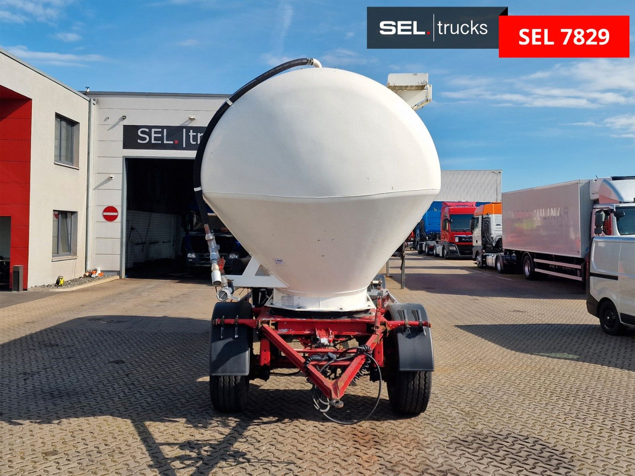Spitzer SAPI 1833/3M - Tanker trailer: picture 2 Spitzer SAPI 1833/3M - Tanker trailer: picture 2