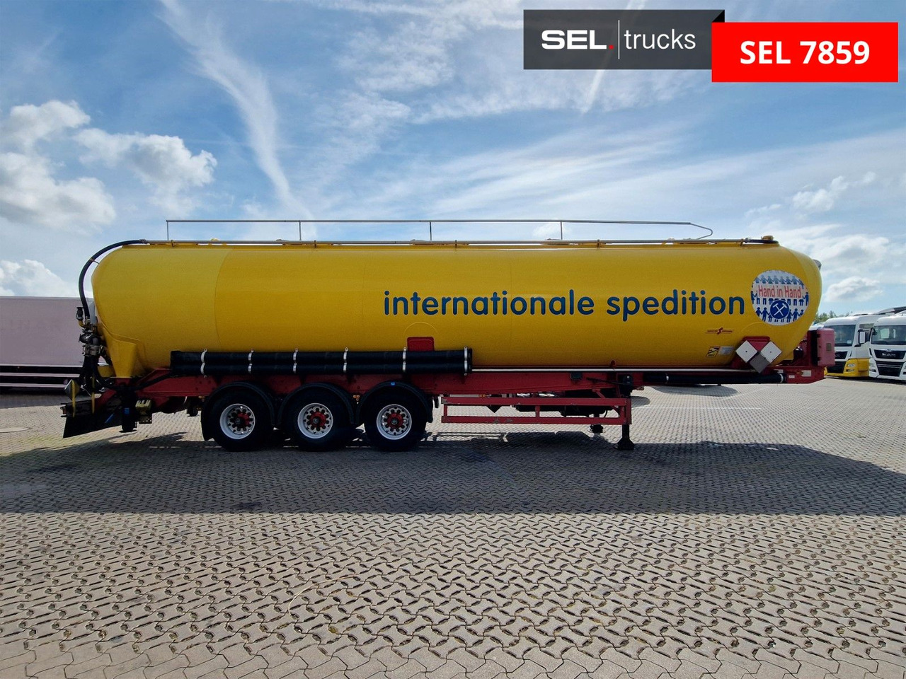 Spitzer SK 2766 CAL GGVS / Kippsilo / 66m3 / ADR AT - Silo semi-trailer: picture 4 Spitzer SK 2766 CAL GGVS / Kippsilo / 66m3 / ADR AT - Silo semi-trailer: picture 4