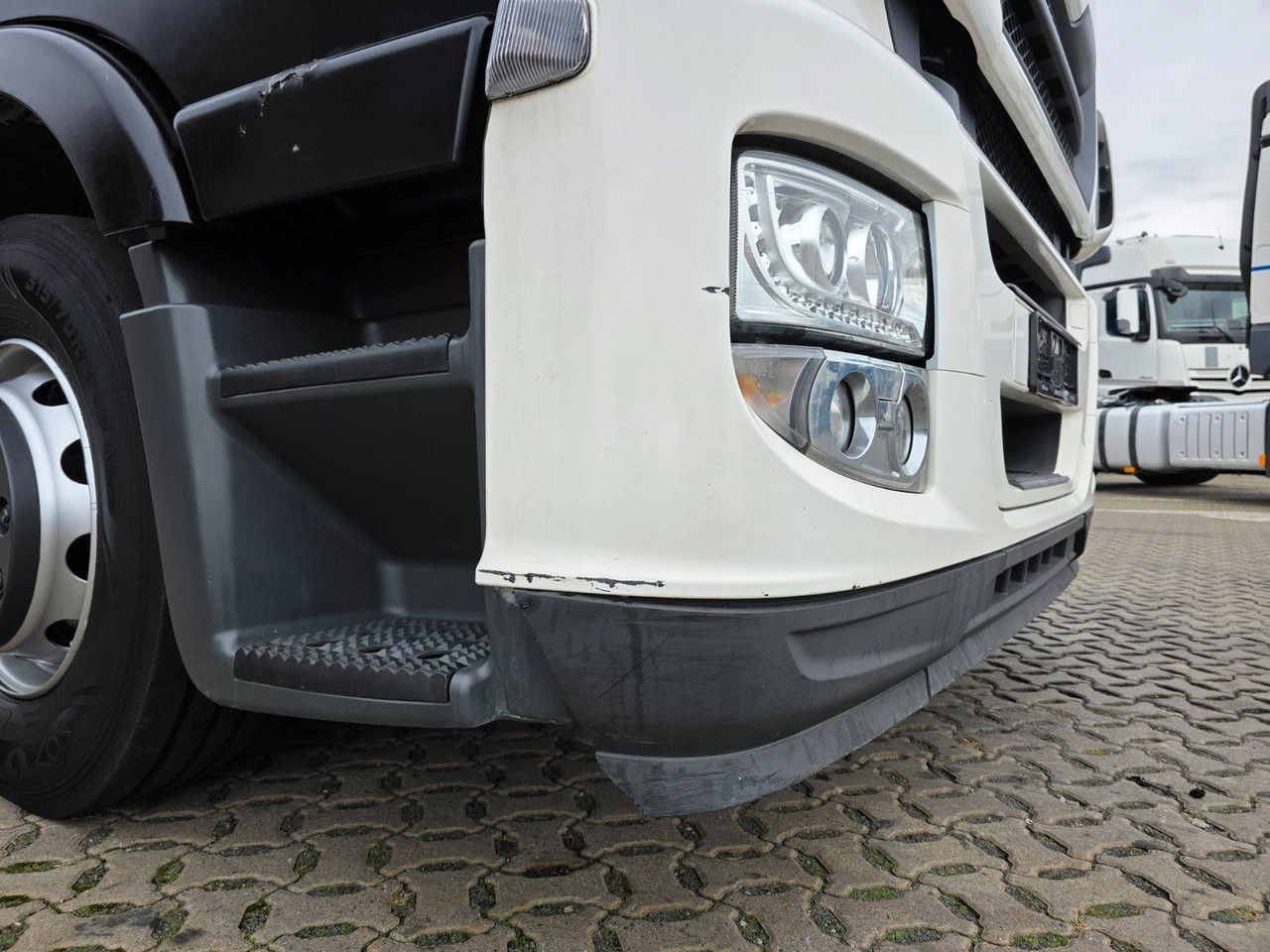 Tractor unit Iveco Stralis 460 / ZF Intarder: picture 47 Tractor unit Iveco Stralis 460 / ZF Intarder: picture 47