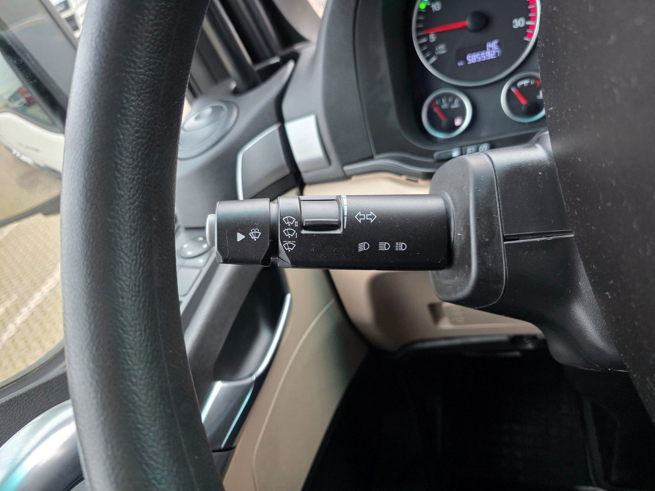 Tractor unit MAN TGX 18.460 4X2 LLS-U / Retarder / 2 Tanks: picture 41 Tractor unit MAN TGX 18.460 4X2 LLS-U / Retarder / 2 Tanks: picture 41