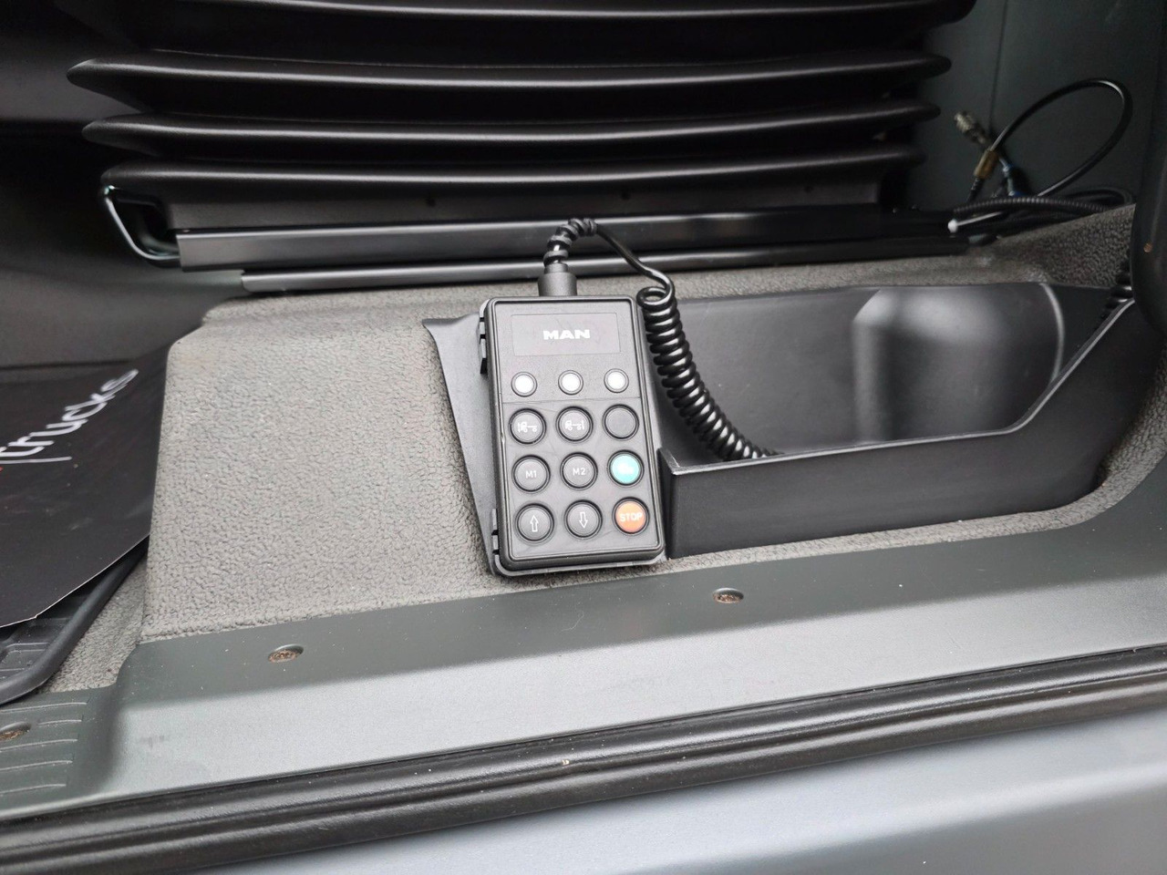 Tractor unit MAN TGX 18.460 4X2 LLS-U / Retarder / 2 Tanks: picture 43 Tractor unit MAN TGX 18.460 4X2 LLS-U / Retarder / 2 Tanks: picture 43