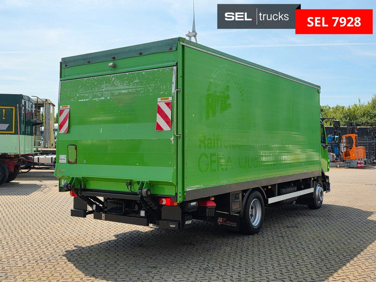 Volvo FL 240 - Curtain side truck: picture 5 Volvo FL 240 - Curtain side truck: picture 5