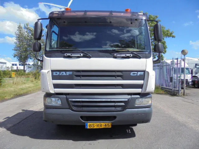 DAF CF 75.250 FAG 250 6X2 - Box truck: picture 2 DAF CF 75.250 FAG 250 6X2 - Box truck: picture 2