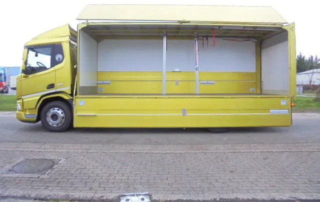 DAF XD 370 FA DEMO MET FABRIEKS GARANTIE - Box truck: picture 2 DAF XD 370 FA DEMO MET FABRIEKS GARANTIE - Box truck: picture 2
