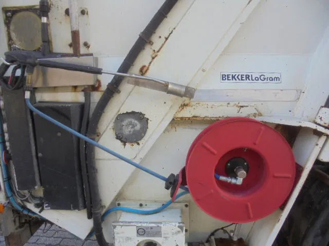 Ginaf C 3127 N NL TRUCK AND WAS CLEAN PRES - Garbage truck: picture 3 Ginaf C 3127 N NL TRUCK AND WAS CLEAN PRES - Garbage truck: picture 3