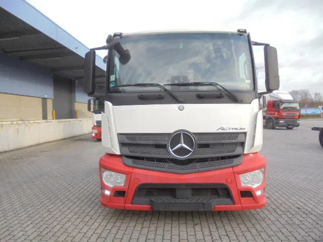 Mercedes-Benz Actros 2340 LL 6X2 - Autotransporter truck: picture 2 Mercedes-Benz Actros 2340 LL 6X2 - Autotransporter truck: picture 2