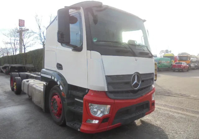 Mercedes-Benz Actros 2340 LL - Autotransporter truck: picture 3 Mercedes-Benz Actros 2340 LL - Autotransporter truck: picture 3