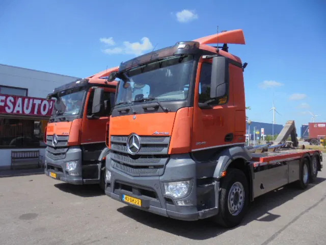 Mercedes-Benz Antos 2845 6X2 NL TRUCK APK TUV 09-02-26 - Hook lift truck: picture 1 Mercedes-Benz Antos 2845 6X2 NL TRUCK APK TUV 09-02-26 - Hook lift truck: picture 1