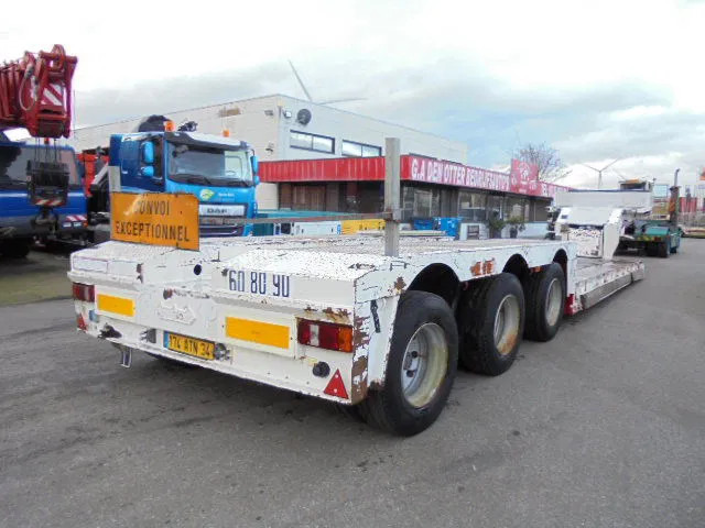 Nooteboom EURO 60-03 - Low loader semi-trailer: picture 4 Nooteboom EURO 60-03 - Low loader semi-trailer: picture 4