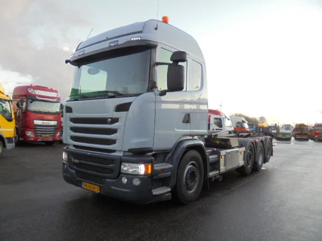 Scania G450 8X2 TRIPLE RETARDER NL KENTEKEN - Hook lift truck: picture 1 Scania G450 8X2 TRIPLE RETARDER NL KENTEKEN - Hook lift truck: picture 1