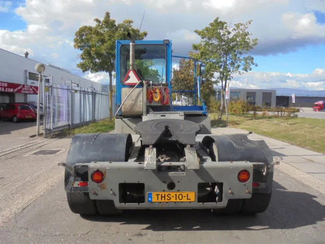 Terberg YT 182 NL KENTEKEN - Terminal tractor: picture 5 Terberg YT 182 NL KENTEKEN - Terminal tractor: picture 5