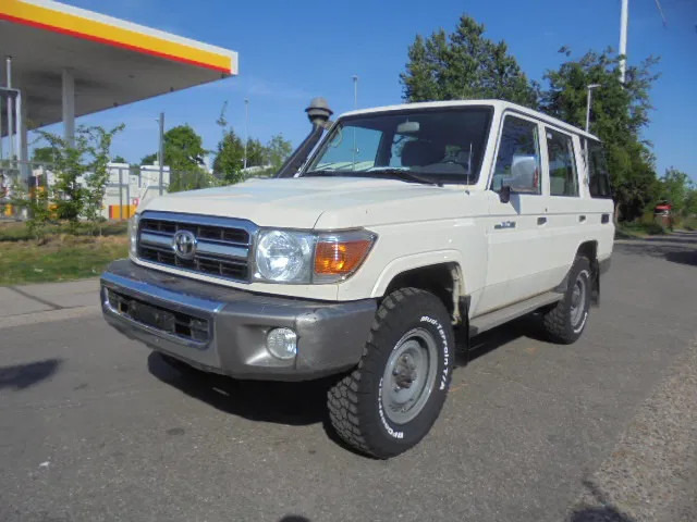 Toyota Land Cruiser HZJ76L 4X4 EXPORT OUTSIDE EU ONLY - Car: picture 1 Toyota Land Cruiser HZJ76L 4X4 EXPORT OUTSIDE EU ONLY - Car: picture 1