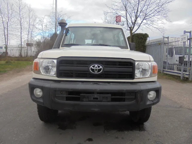 Toyota Land Cruiser HZJ78L 4WD EXPORT OUT EU ONLY - Car: picture 2 Toyota Land Cruiser HZJ78L 4WD EXPORT OUT EU ONLY - Car: picture 2