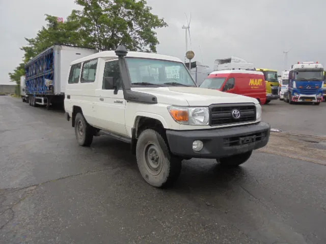 Toyota Land Cruiser HZJ78L 4X4 EXPORT OUTSIDE EU ONLY - Car: picture 3 Toyota Land Cruiser HZJ78L 4X4 EXPORT OUTSIDE EU ONLY - Car: picture 3