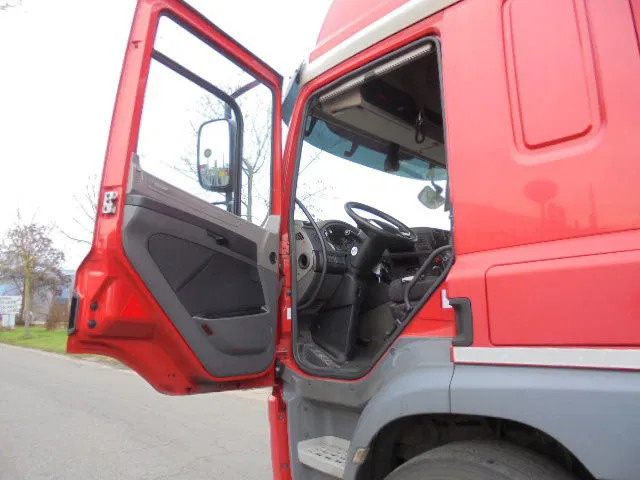 DAF CF 410 52 UNITS IN STOCK NL TREKKERS - Tractor unit: picture 4 DAF CF 410 52 UNITS IN STOCK NL TREKKERS - Tractor unit: picture 4