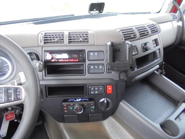 Tractor unit DAF CF 410 SSC: picture 10