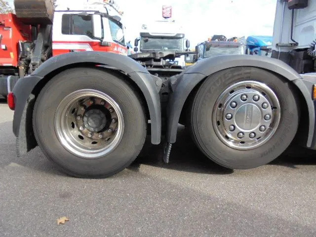 DAF XF 440 6X2 - Tractor unit: picture 4 DAF XF 440 6X2 - Tractor unit: picture 4