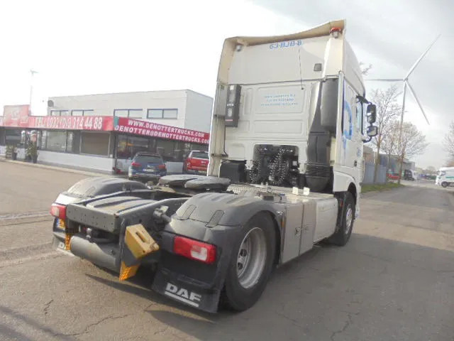 DAF XF 440 SSC ADR + COMPRESSOR - Tractor unit: picture 4 DAF XF 440 SSC ADR + COMPRESSOR - Tractor unit: picture 4