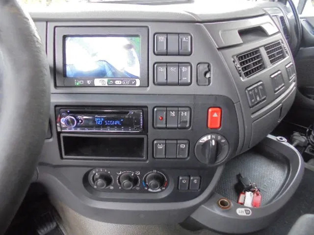 DAF XF 440 SUPER SPACE CAB NL TRUCK - Tractor unit: picture 5 DAF XF 440 SUPER SPACE CAB NL TRUCK - Tractor unit: picture 5