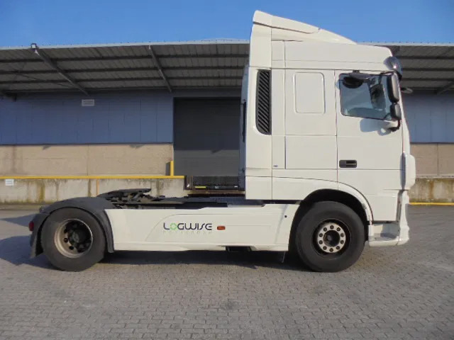 DAF XF 450 - Tractor unit: picture 4 DAF XF 450 - Tractor unit: picture 4