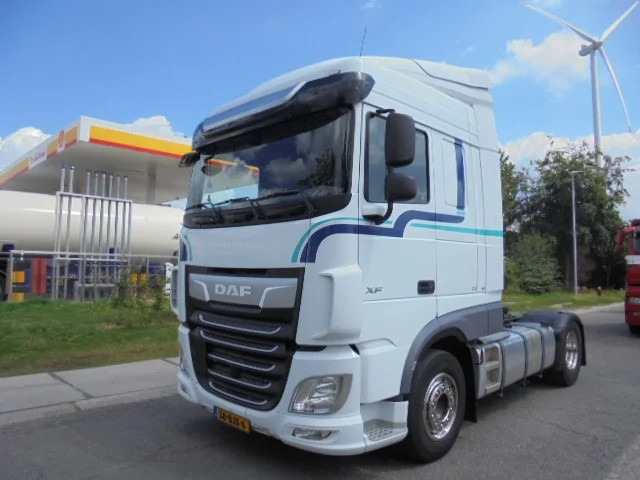 DAF XF 450 - Tractor unit: picture 1 DAF XF 450 - Tractor unit: picture 1
