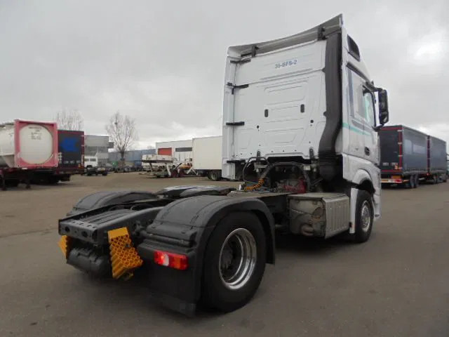 Mercedes-Benz Actros 1842 LS EUR6 - Tractor unit: picture 4 Mercedes-Benz Actros 1842 LS EUR6 - Tractor unit: picture 4